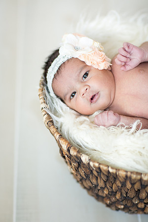 SWMetroMinneapolisNewbornPhotographer__12