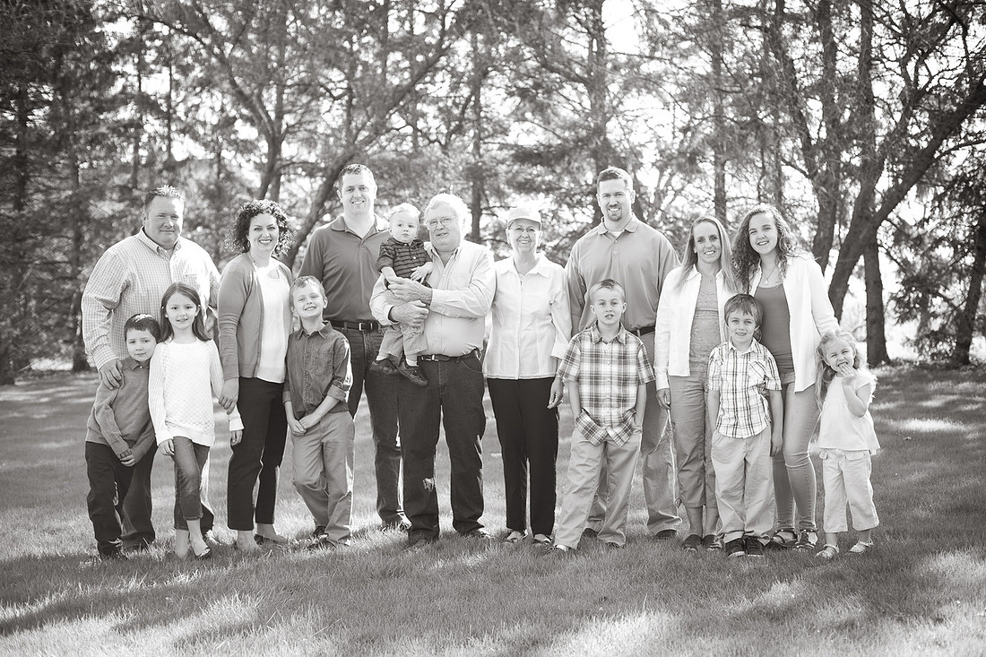 NorwoodYoungAmericaFamilyPhotographer_13