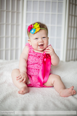 AddieSixMonths_011
