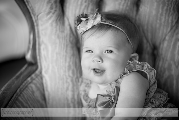 AddieSixMonths_026-2