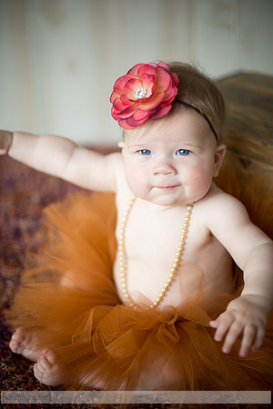 AddieSixMonths_032