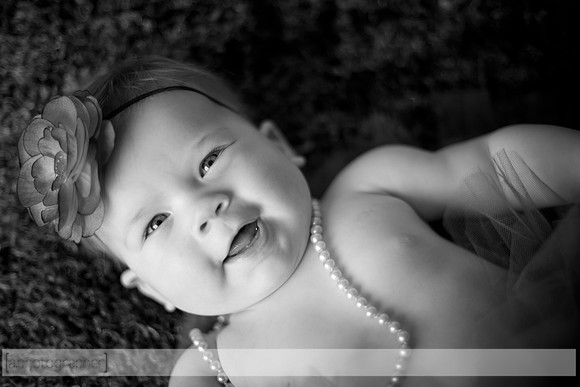 AddieSixMonths_036-2