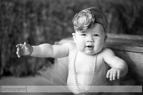 AddieSixMonths_040-2