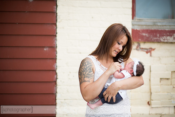 WillaNewbornPhotos_012