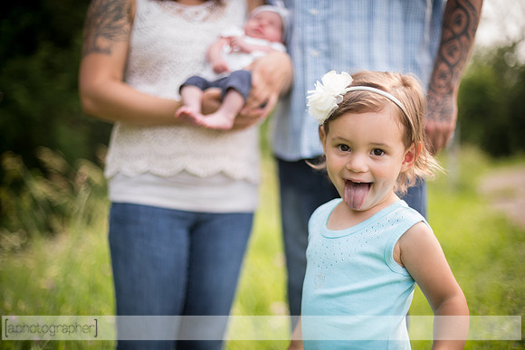 WillaNewbornPhotos_035