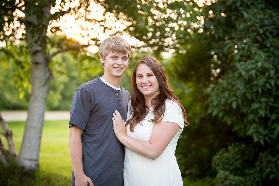 NorwoodYoungAmericaMNEngagementPhotographer_14