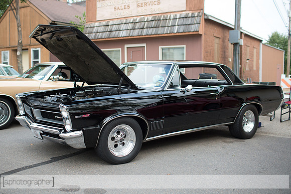 083015NYACarShow_055