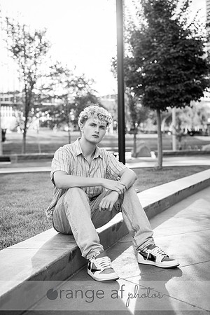 MinneapolisSeniorPortraitPhotographer-11