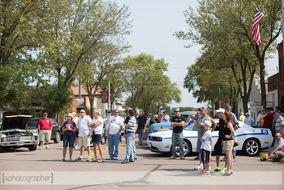 083015NYACarShow_300