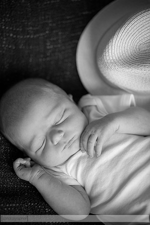 DaxtonNewborn_021-2