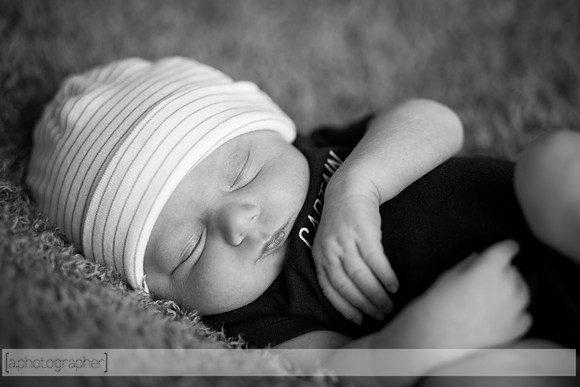 DaxtonNewborn_038-2