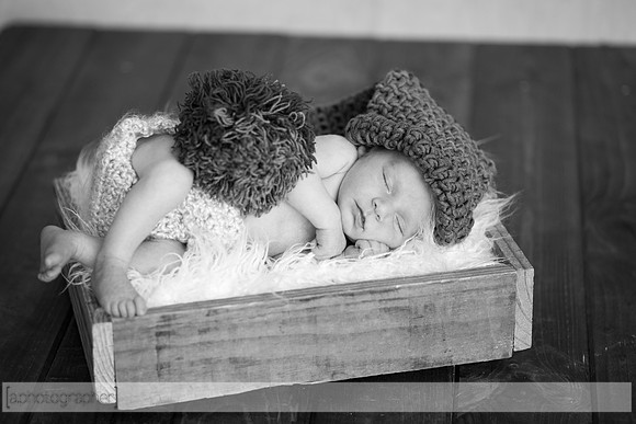 IsaacNewborn_032-2
