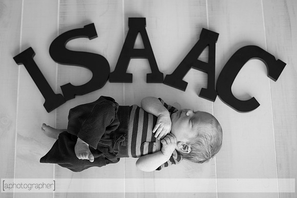 IsaacNewborn_056-2