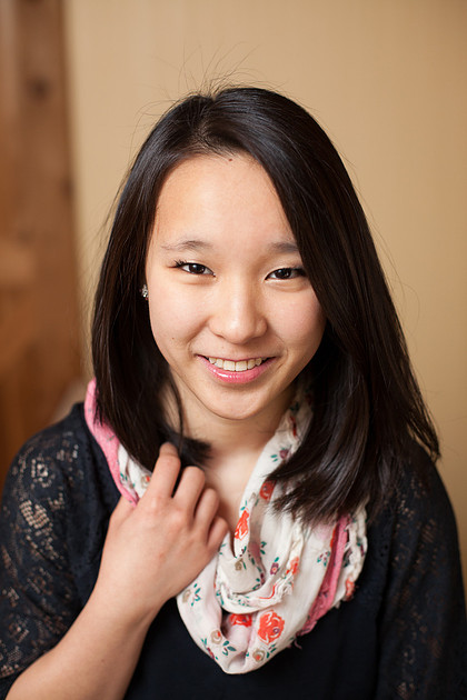 chaska mn senior portrait photographer
