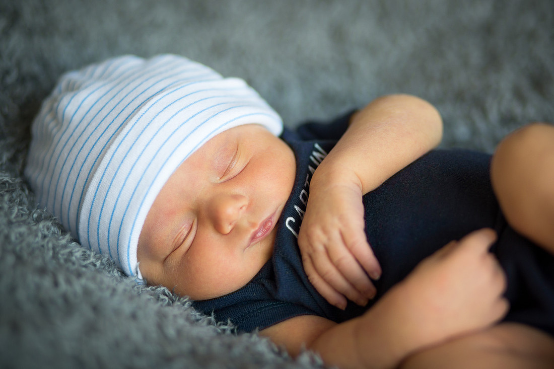 CologneMNNewbornPhotographer_13