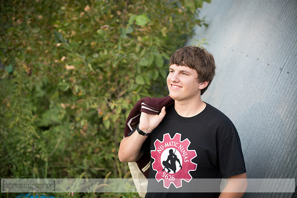 AaronSenior_012