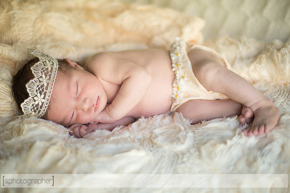 JosephineNielsenNewborn_022