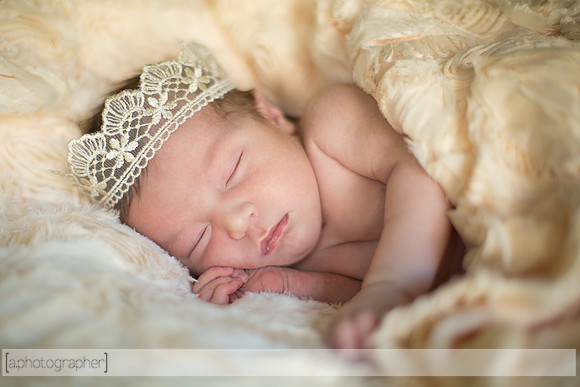 JosephineNielsenNewborn_024