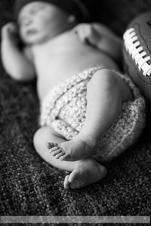 LewisNewborn_007-2