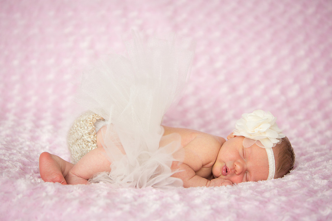 ShakopeeNewbornPhotographer_2