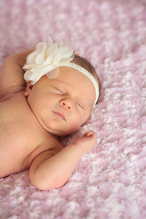 ShakopeeNewbornPhotographer_1
