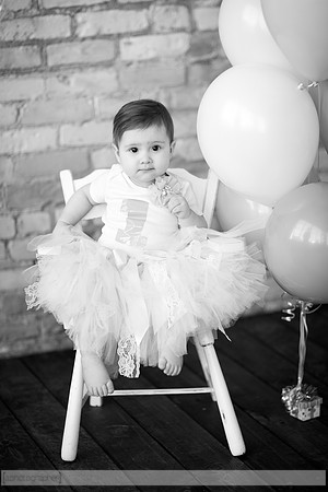 AdelinaOneYear_011-2