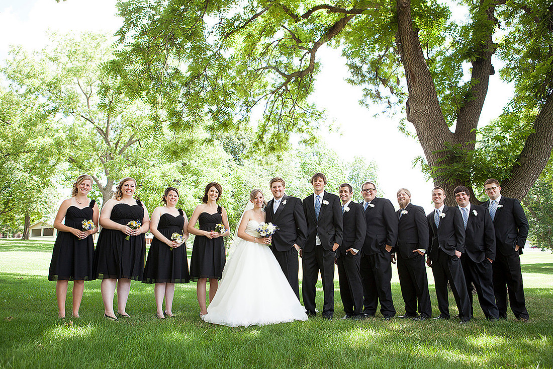 Iowa wedding photographer