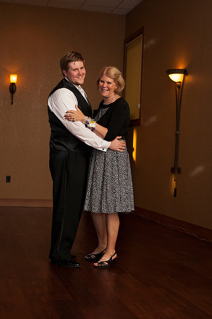 Iowa wedding photographer