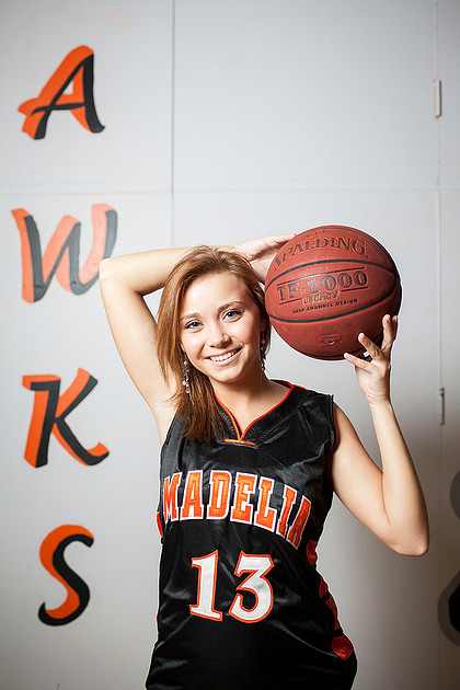 madelia, mn senior portrait photographer