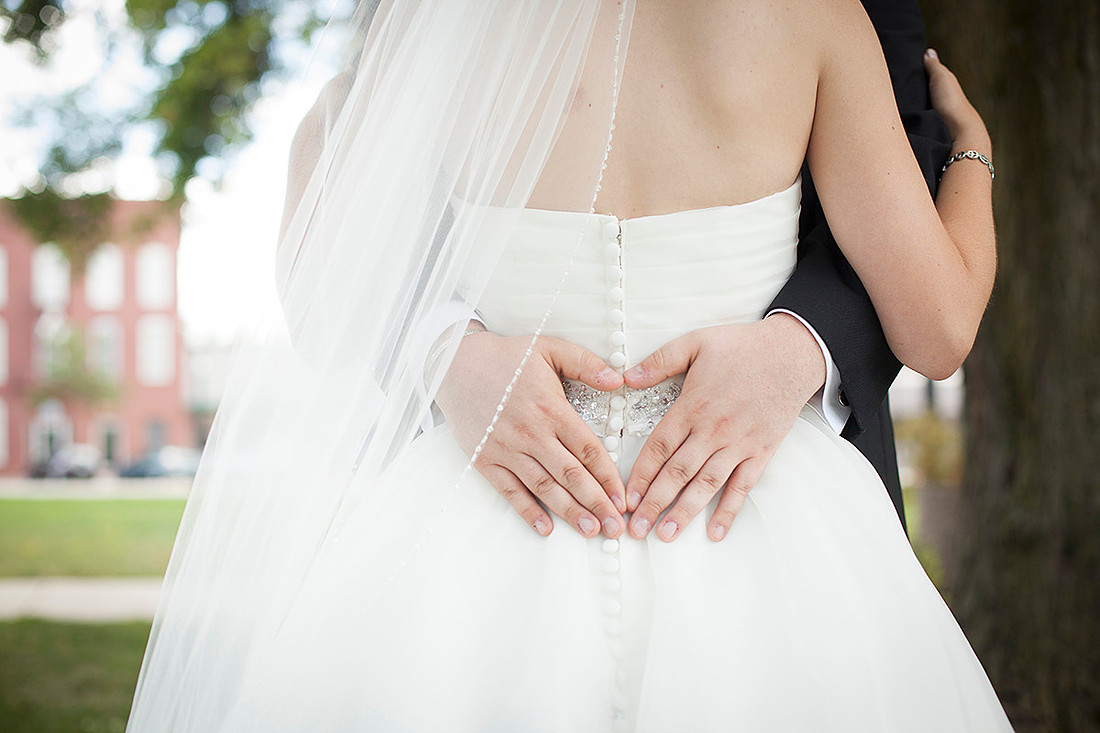 Iowa wedding photographer