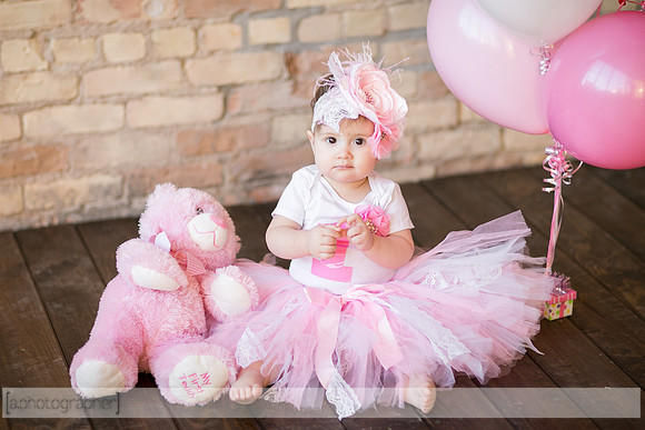 AdelinaOneYear_005