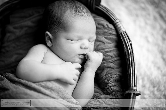 JamesonNewborn_010-2