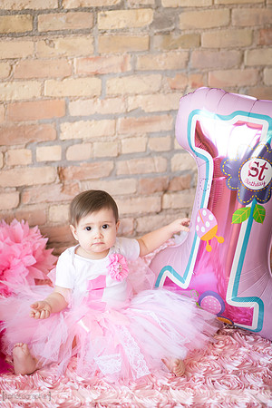AdelinaOneYear_037