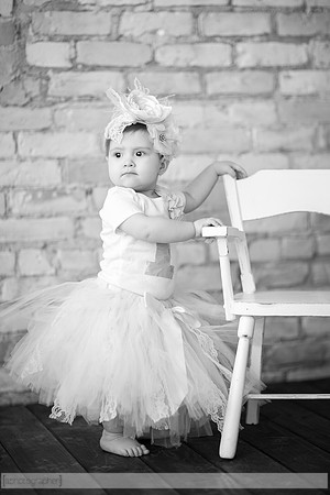 AdelinaOneYear_019-2