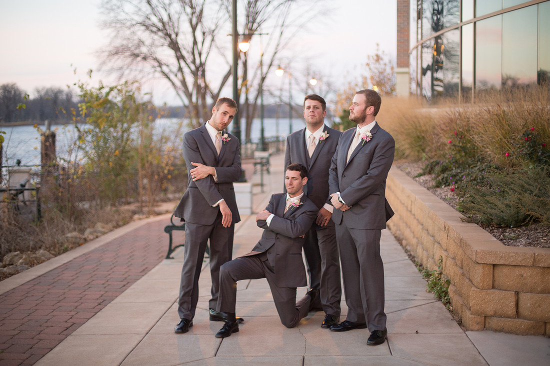 LaCrosseWIWeddingPhotographer_34