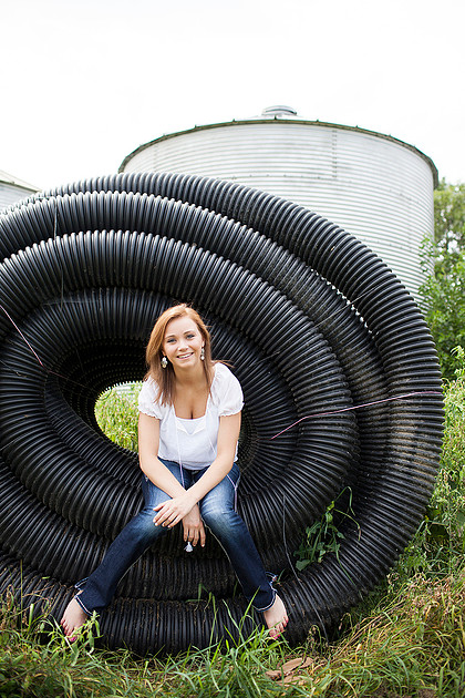 madelia, mn senior portrait photographer