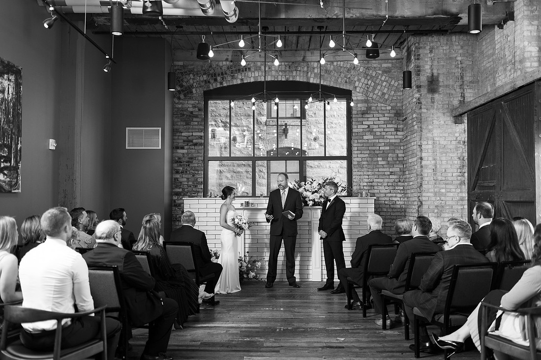 HewingHotelMPLSWeddingPhotographer-32