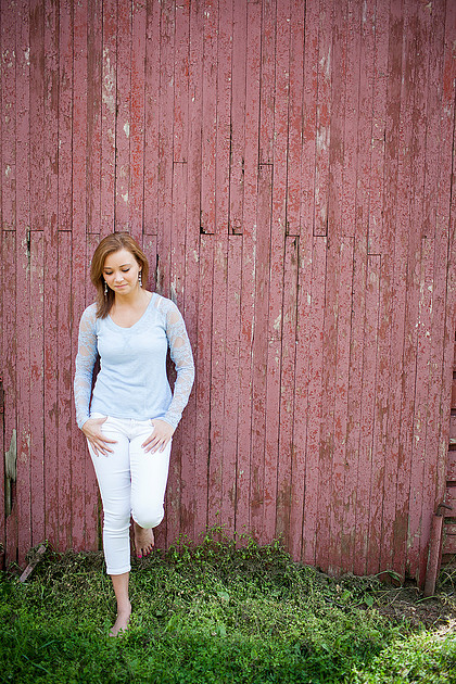 madelia, mn senior portrait photographer