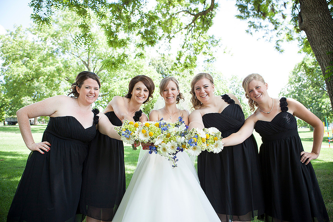 Iowa wedding photographer