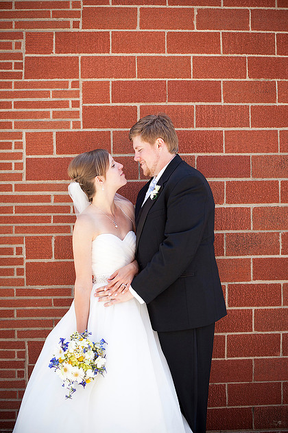 Iowa wedding photographer