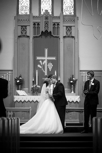 Iowa wedding photographer