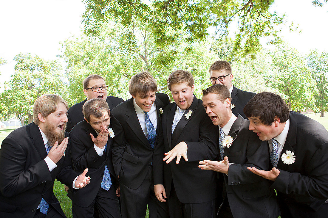 Iowa wedding photographer