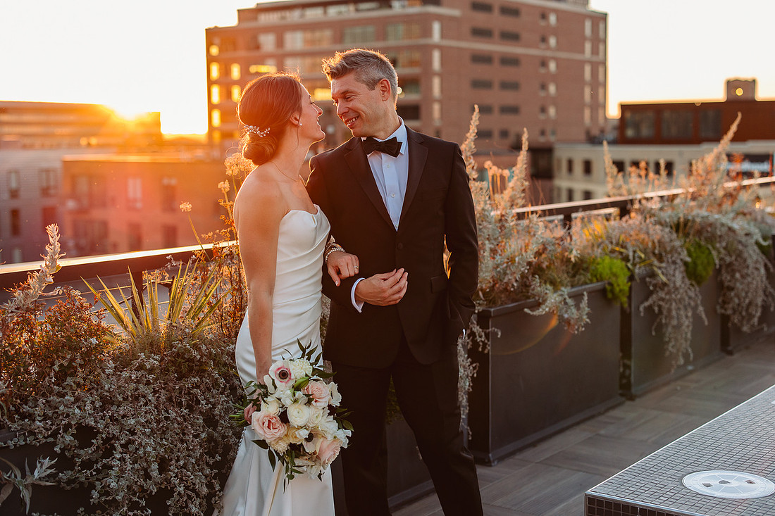 HewingHotelMPLSWeddingPhotographer-63