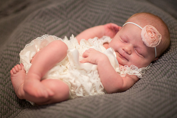 MNLifestyleNewbornPhotographer_19
