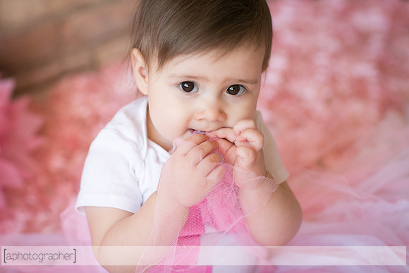 AdelinaOneYear_035