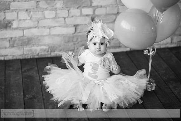 AdelinaOneYear_002-2