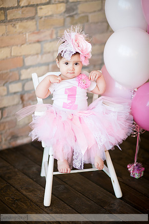 AdelinaOneYear_014