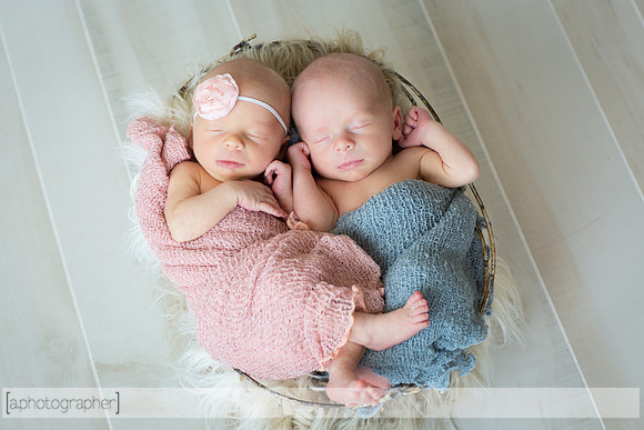 BlakeAndScarlettNewborn_039