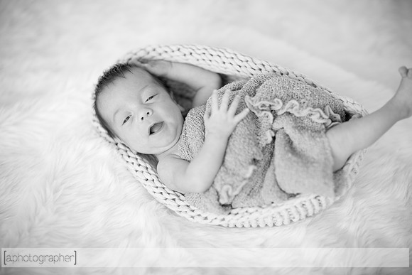 Henry3Month_027-2