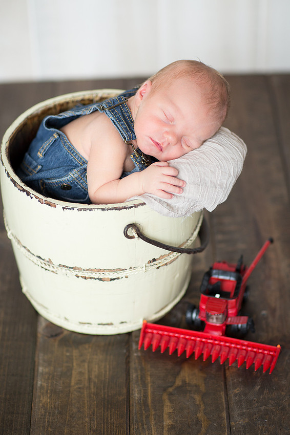 HendersonNewbornPhotographer_8